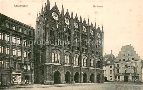 AK / Ansichtskarte Stralsund Rathaus Conditorei Wilhelm Hueller 