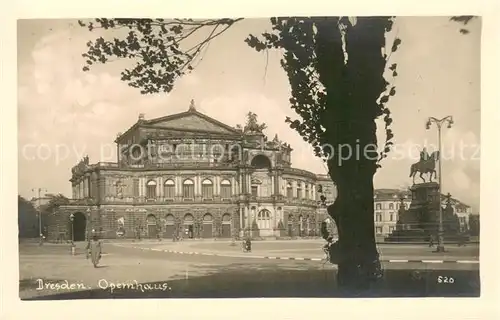 AK / Ansichtskarte Dresden Opernhaus Dresden