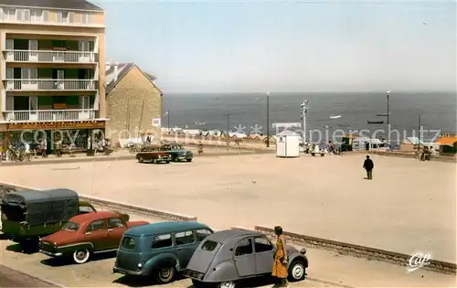 AK / Ansichtskarte Langrune sur Mer La Plage et le Magasin A la Renaissance Langrune sur Mer