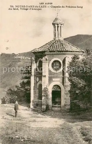 AK / Ansichtskarte Notre Dame du Laus Chapelle du Precieux Sang Au fond Village d Avencon Notre Dame du Laus