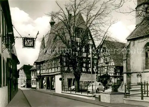 AK / Ansichtskarte Michelstadt Motiv mit Rathaus Fachwerkhaus Kirche Altstadt Michelstadt