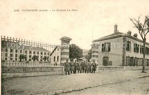 AK / Ansichtskarte Pithiviers_Loiret La Caserne La Haye Pithiviers Loiret