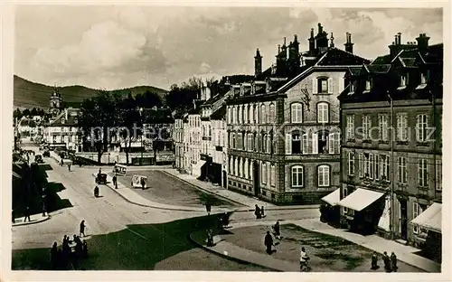 AK / Ansichtskarte Saint Die des Vosges Place Saint Martin Rue Thiers et la Cathedrale Saint Die des Vosges