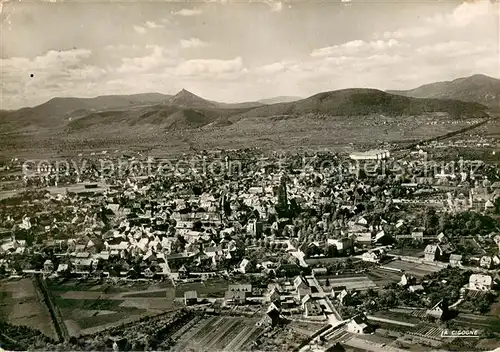 AK / Ansichtskarte Selestat_67_Schlettstast La Ville et les sommets vosgiens Vue aerienne 