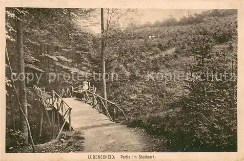 AK / Ansichtskarte Luedenscheid Partie im Stadtpark Luedenscheid