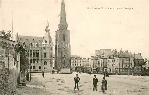 AK / Ansichtskarte Redon La place Bretagne Redon