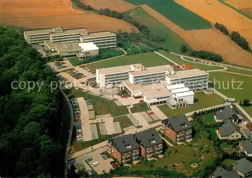 AK / Ansichtskarte Bad_Salzdetfurth Reha Klinikum Salze Klinik I und II Fliegeraufnahme Bad_Salzdetfurth