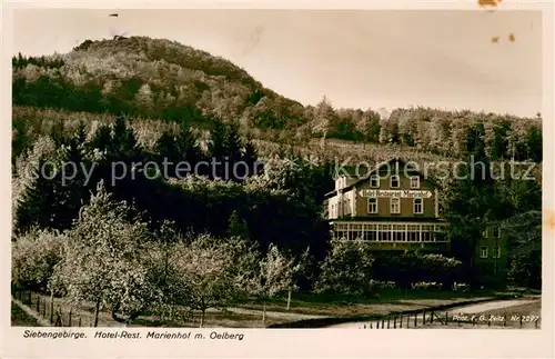 AK / Ansichtskarte Siebengebirge Hotel Restaurant Marienhof mit Oelberg Siebengebirge