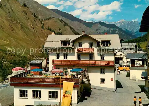 AK / Ansichtskarte Samnaun_Dorf Hotel Alpina Kurort Wintersportplatz Alpen Samnaun Dorf