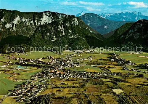 AK / Ansichtskarte Inzell mit Falkenstein Hochkalter Ristfeuchthorn Reiteralpe Chiemgauer Alpen Inzell