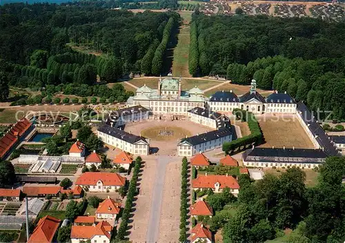 AK / Ansichtskarte Fredensborg Slot Fliegeraufnahme Fredensborg