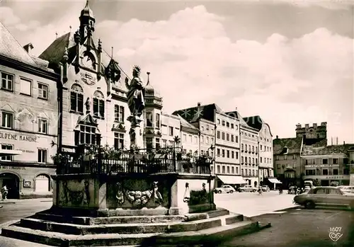 AK / Ansichtskarte Braunau_Inn Marienbrunnen am Stadtplatz Braunau Inn