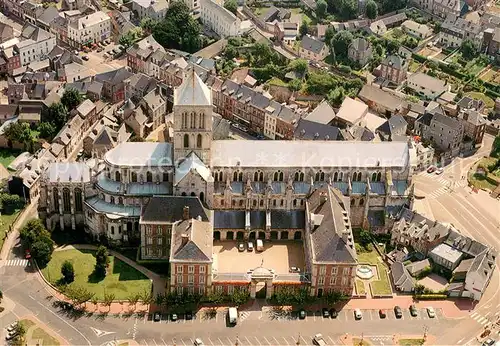 AK / Ansichtskarte Fecamp_76 Eglise abbatiale de la Sainte Trinite Vue aerienne 