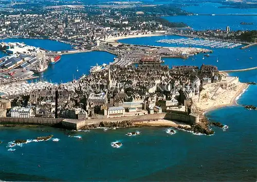 AK / Ansichtskarte Saint Malo_35 Vue aerienne de la cite intra muros 