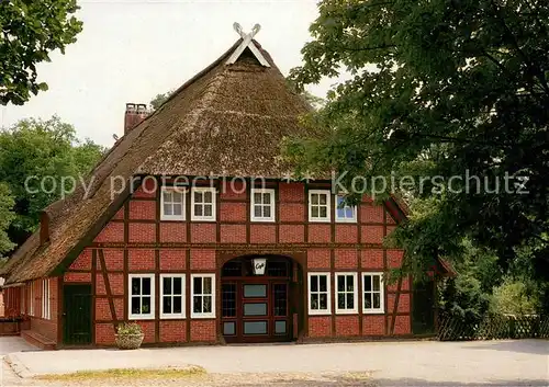 AK / Ansichtskarte Bispingen Cafe Bockelmann Aussenansicht Fachwerk m. Schilfdach Bispingen