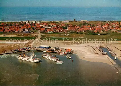 AK / Ansichtskarte Juist_Nordseebad Hafen mit Faehren Frisia II und Frisia VI Fliegeraufnahme Juist_Nordseebad