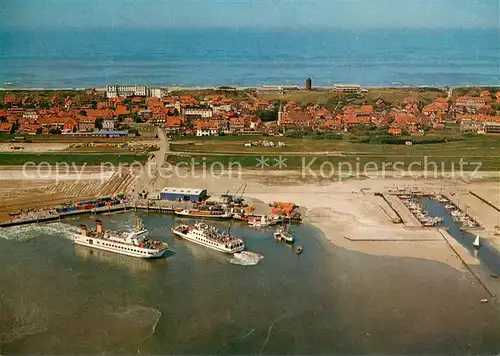 AK / Ansichtskarte Juist_Nordseebad Hafen mit Faehren Frisia II und Frisia VI Fliegeraufnahme Juist_Nordseebad