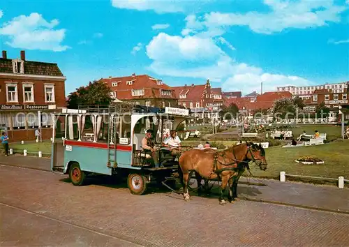 AK / Ansichtskarte Insel_Juist Pferdebus am Kurplatz Insel_Juist