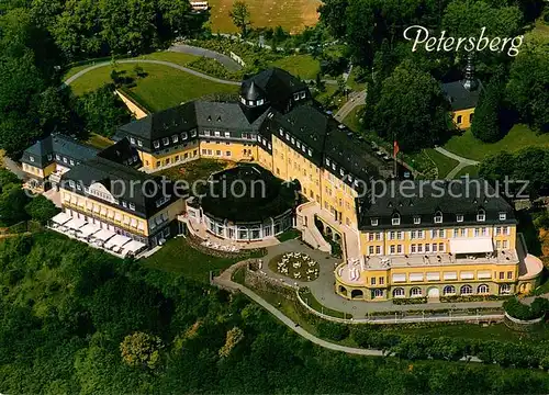 AK / Ansichtskarte Koenigswinter Gaestehaus Petersberg Fliegeraufnahme Koenigswinter