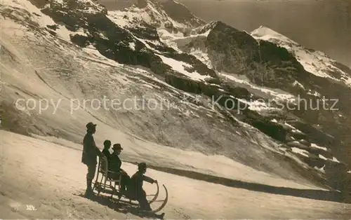 AK / Ansichtskarte Eigergletscher_BE Schlittenpartie und Jungfrau Berner Alpen 