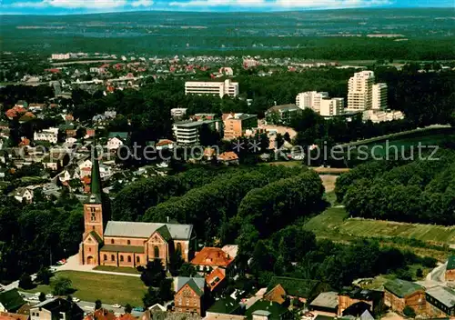 AK / Ansichtskarte Bad_Segeberg Fliegeraufnahme Teilansicht m. Kirche Bad_Segeberg