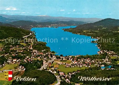 AK / Ansichtskarte Velden_Woerthersee Fliegeraufnahme Gesamtansicht m. See Velden Woerthersee