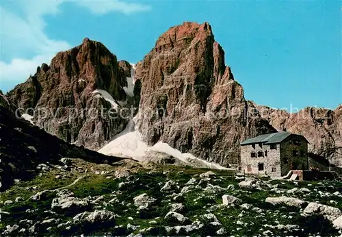 AK / Ansichtskarte Brenta Rifugio Brentei con Crozzon di Brenta e Cima Tosa Dolomiti Berghuette Dolomiten Brenta