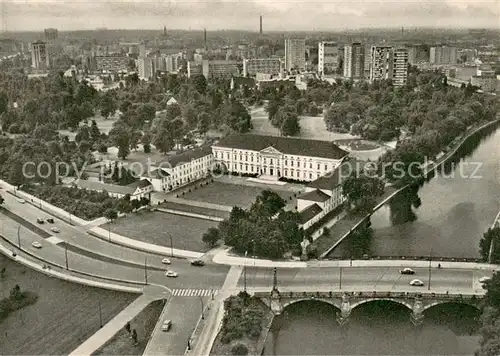 AK / Ansichtskarte Berlin Schloss Bellevue mit Hansaviertel Fliegeraufnahme Berlin