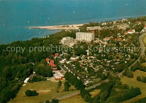 AK / Ansichtskarte Niendorf_Ostseebad_Timmendorferstrand Fliegeraufnahme 