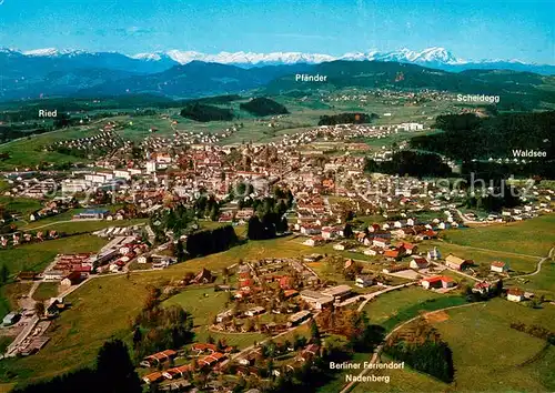 AK / Ansichtskarte Lindenberg_Allgaeu Fliegeraufnahme Panorama m. Voralrsberger u. Schweizer Bergen Lindenberg Allgaeu