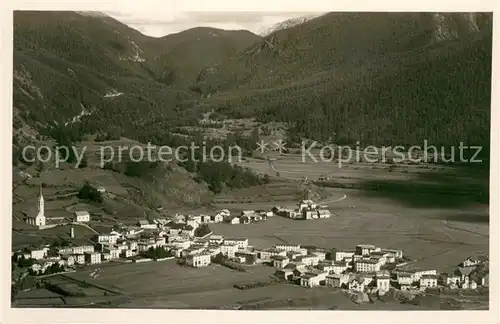 AK / Ansichtskarte Zernez_GR Fliegeraufnahme mit Blick zum Ofenpass Zernez_GR