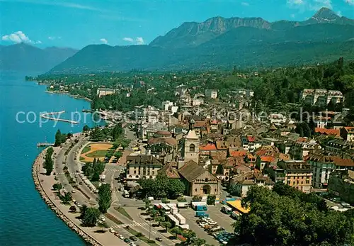 AK / Ansichtskarte Evian les Bains_74 Panorama Lac Leman la ville et les montagnes du Chablais Dent d Oche 