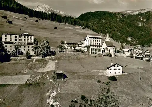 AK / Ansichtskarte Wiesen_GR Fliegeraufnahme mit Valbellahorn und Hotel Bellevue 