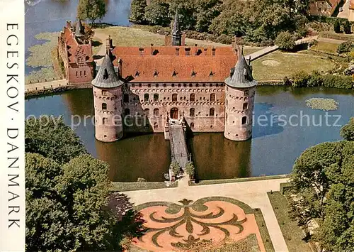 AK / Ansichtskarte Egeskov_Denmark Wasserschloss 