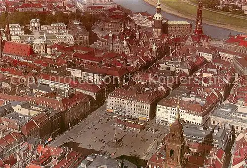 AK / Ansichtskarte Dresden Blick ueber den Altmarkt Dresden