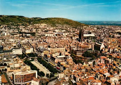 AK / Ansichtskarte Clermont Ferrand_63 Place de Jaude et la cathedrale 