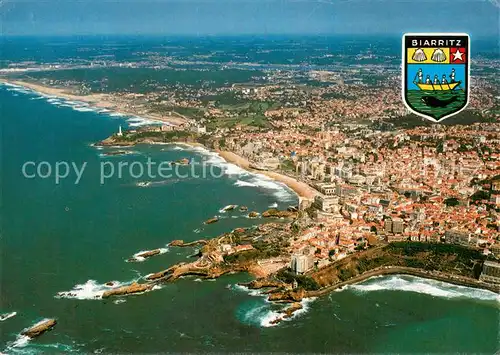AK / Ansichtskarte Biarritz_Pyrenees_Atlantiques Fliegeraufnahme Plage et la Point St. Martin Biarritz_Pyrenees