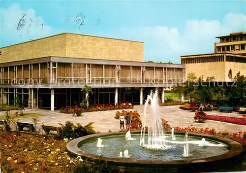 AK / Ansichtskarte Bergheim_Erft Stadthalle mit Buergerbrunnen Bergheim Erft