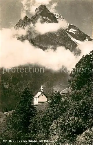 AK / Ansichtskarte Braunwald_GL Kirchli mit Ortstock Braunwald GL