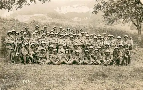 AK / Ansichtskarte Militaria_Schweiz soldaten musiker gruppen fotto Militaria Schweiz