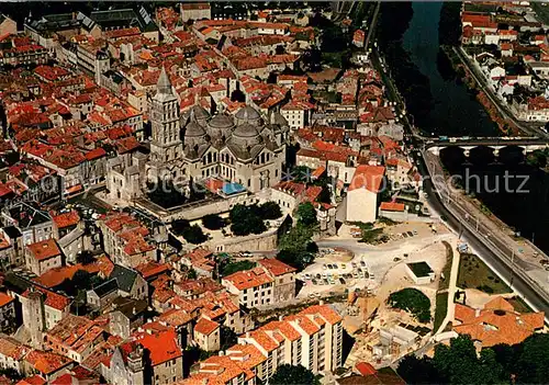 AK / Ansichtskarte Perigueux_24 Centre Cathedrale Saint Front vue aerienne 