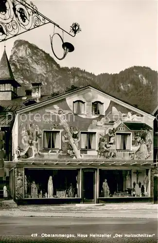 AK / Ansichtskarte Oberammergau Haus Heinzeller Der Holzschnitzer Oberammergau