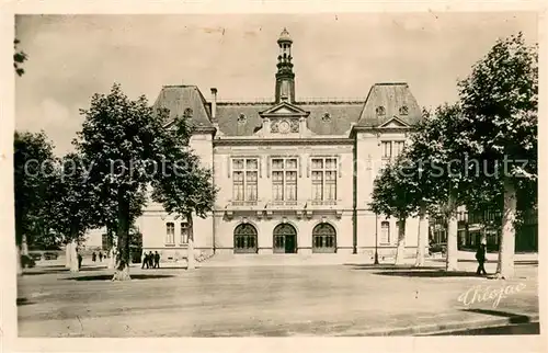 AK / Ansichtskarte Montlucon_03 Hotel de Ville 