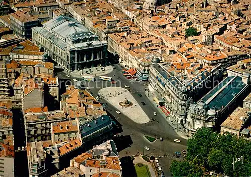 AK / Ansichtskarte Montpellier_Herault Place de la Comedie et le Theatre Vue aerienne Montpellier Herault