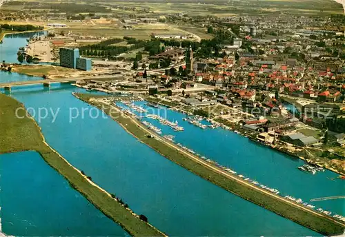 AK / Ansichtskarte Roermond aan de Maas Fliegeraufnahme Roermond