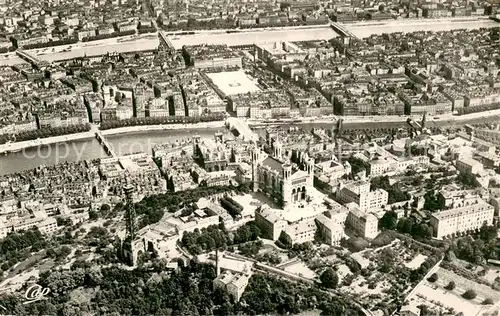 AK / Ansichtskarte Lyon_France Panorama sur Fourviere Place Bellecoeur La Saone et le Rhone Vue aerienne Lyon France