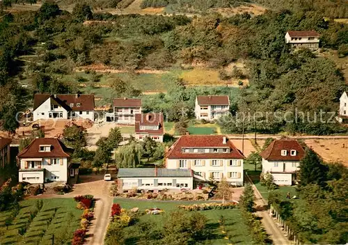 AK / Ansichtskarte Bodendorf_Ahr Ahrtalklinik und Sanatorium Dr Spitznagel Fliegeraufnahme Bodendorf Ahr