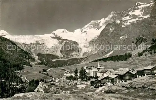 AK / Ansichtskarte Saas Fee Bergdorf Wintersportplatz Feegletscher Alphubel Taeschhorn Dom Lenzspitze Walliser Alpen Saas Fee