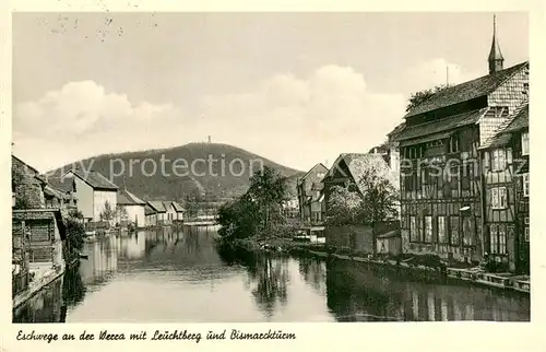 AK / Ansichtskarte Eschwege Haeuserpartie an der Werra mit Leuchtberg und Bismarckturm Eschwege