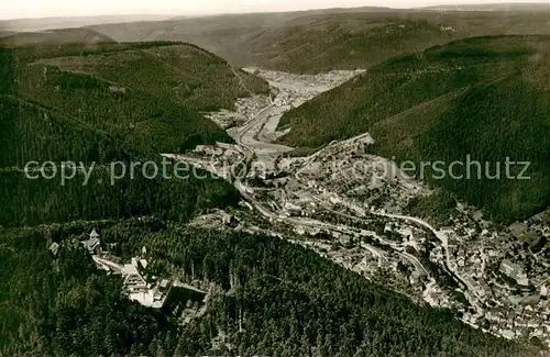 AK / Ansichtskarte Wildbad_Schwarzwald Fliegeraufnahme mit Sommerberg Wildbad_Schwarzwald